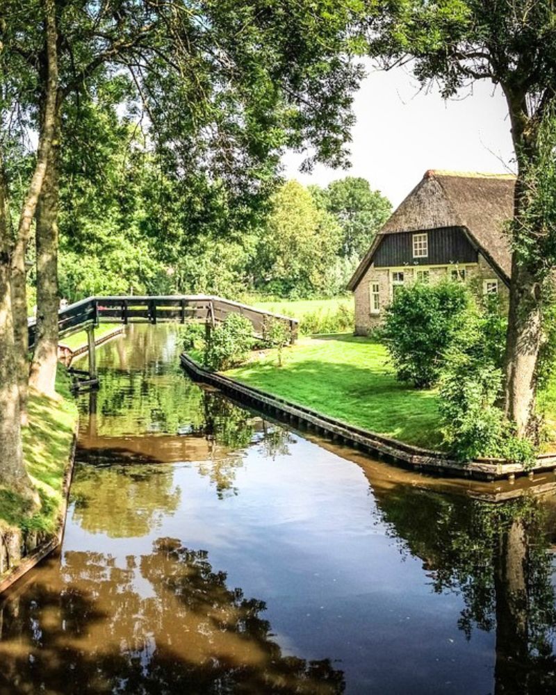 Visita Giethoorn